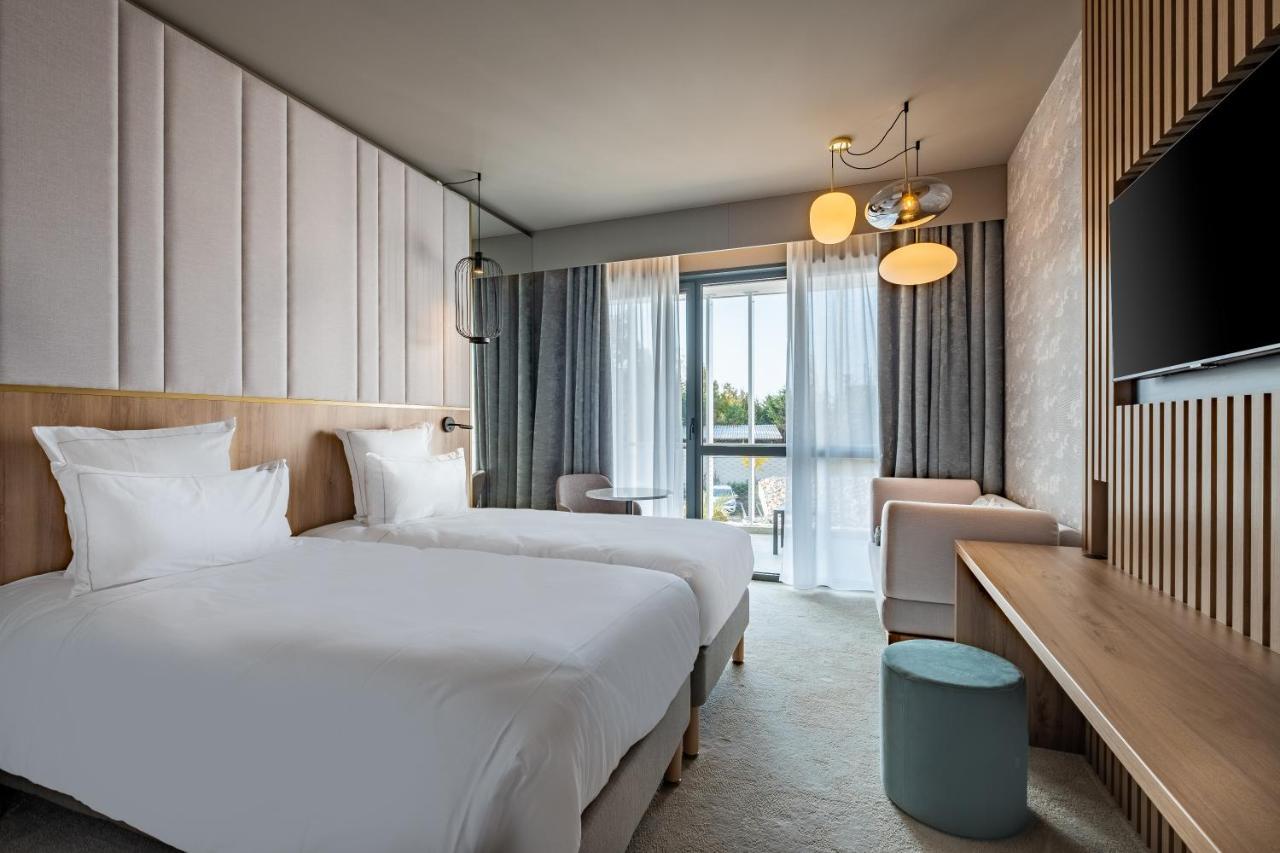 Golden Tulip Lyon Ouest Techlid Hotel & Spa Limonest Cameră foto